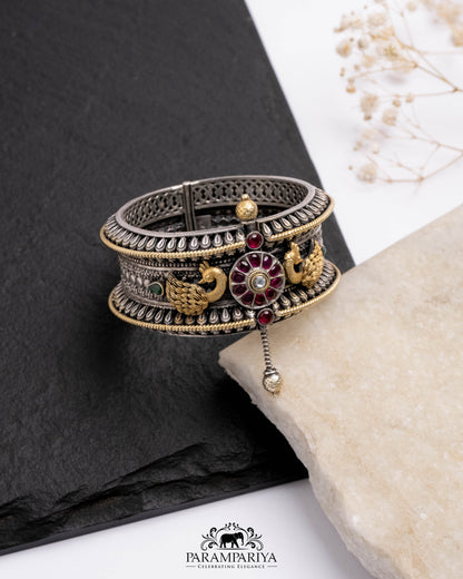 Tashi Bangle (Single)