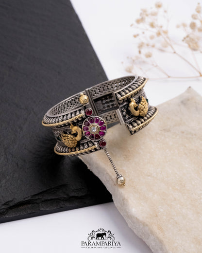 Tashi Bangle (Single)