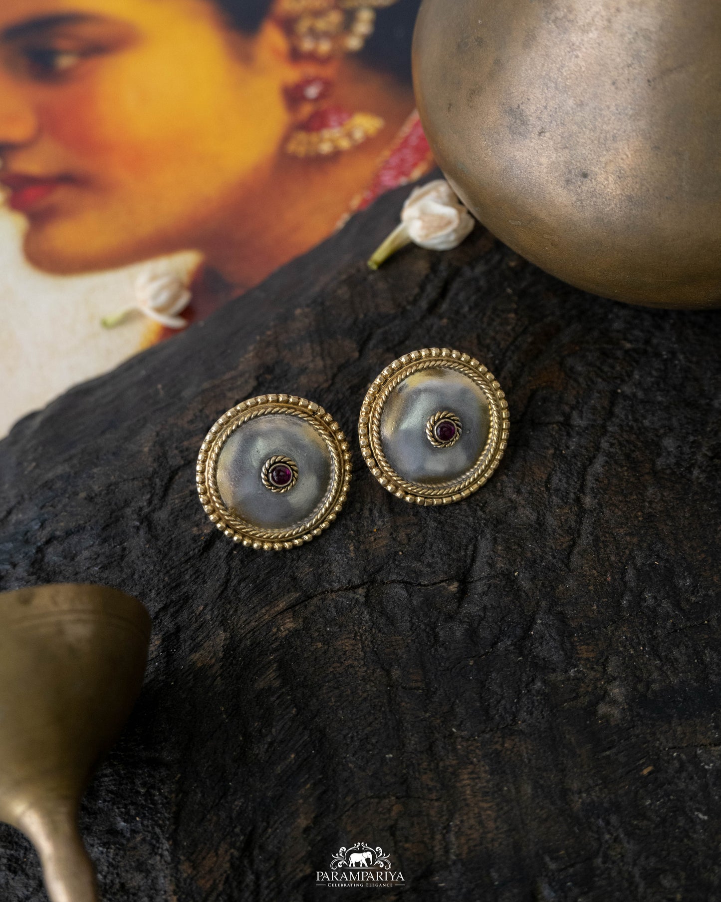 Inaaya Earrings