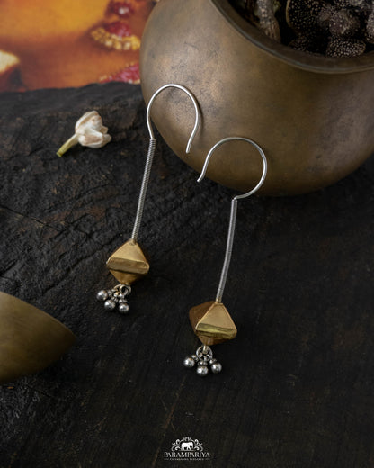 Giyana Earrings