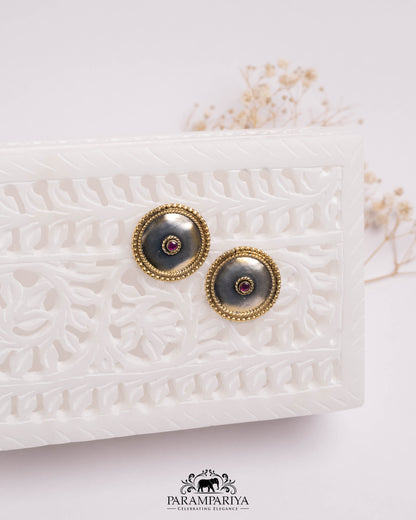 Inaaya Earrings