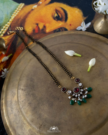 Hasini Necklace