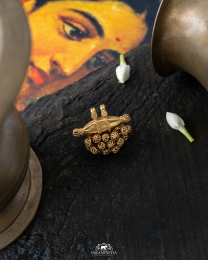 Suhasini  Pendant