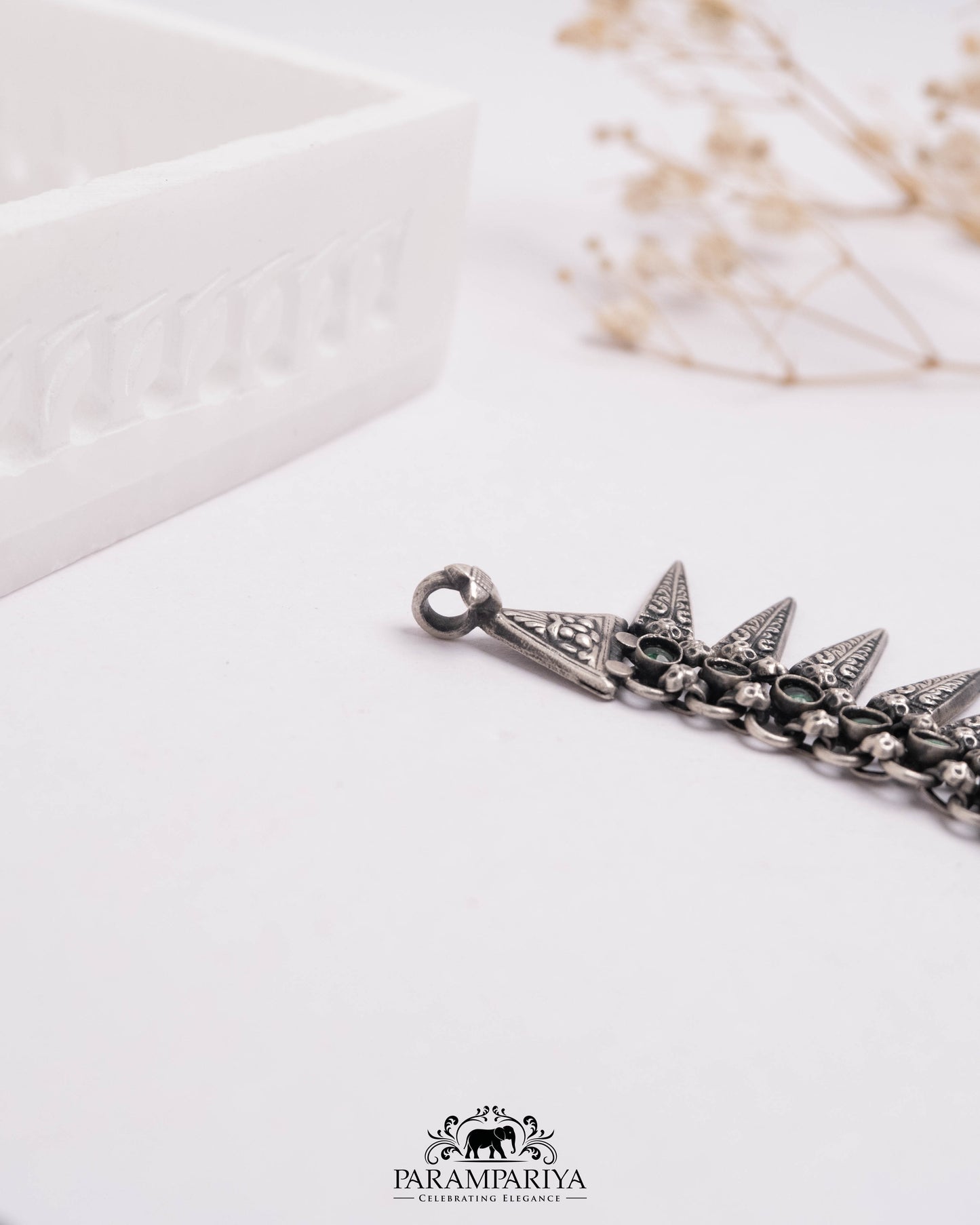 Dharshini Necklace Set