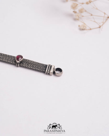 Pravara Bracelet (Single)