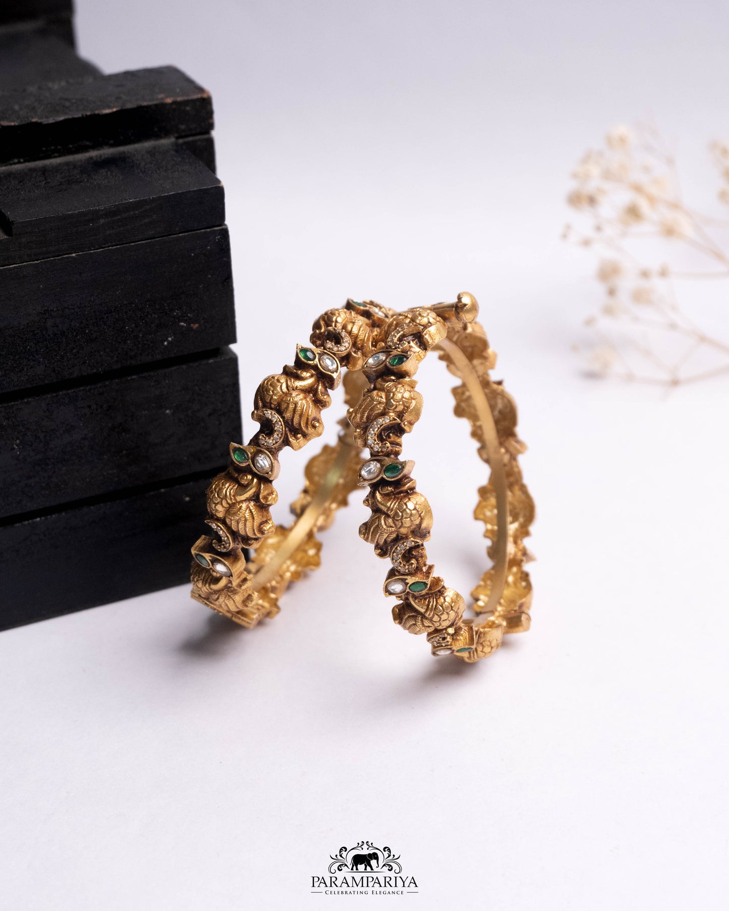 Vaishnavi Bangle (Single)