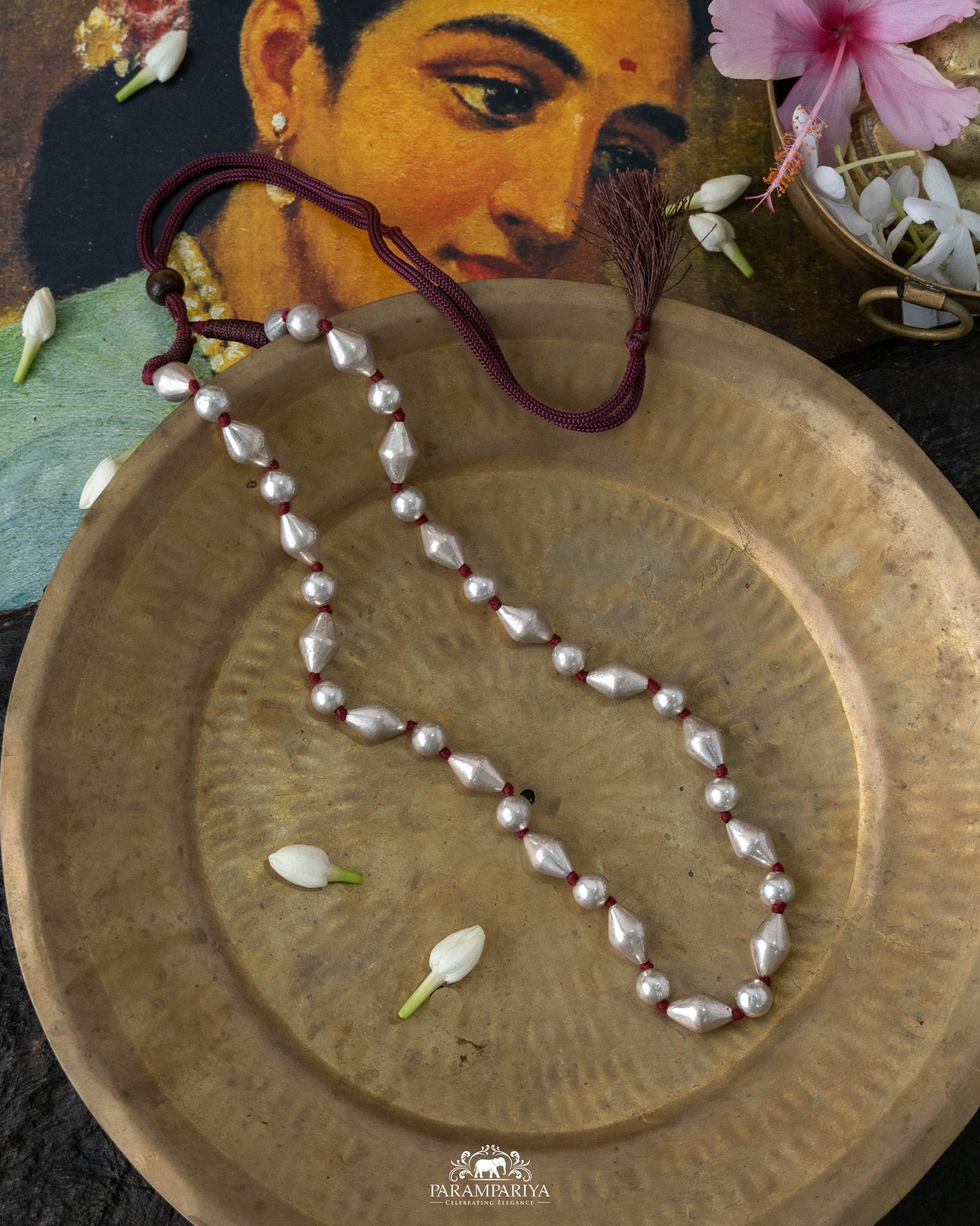 Kavin Necklace
