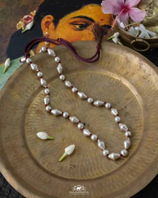 Kavin Necklace