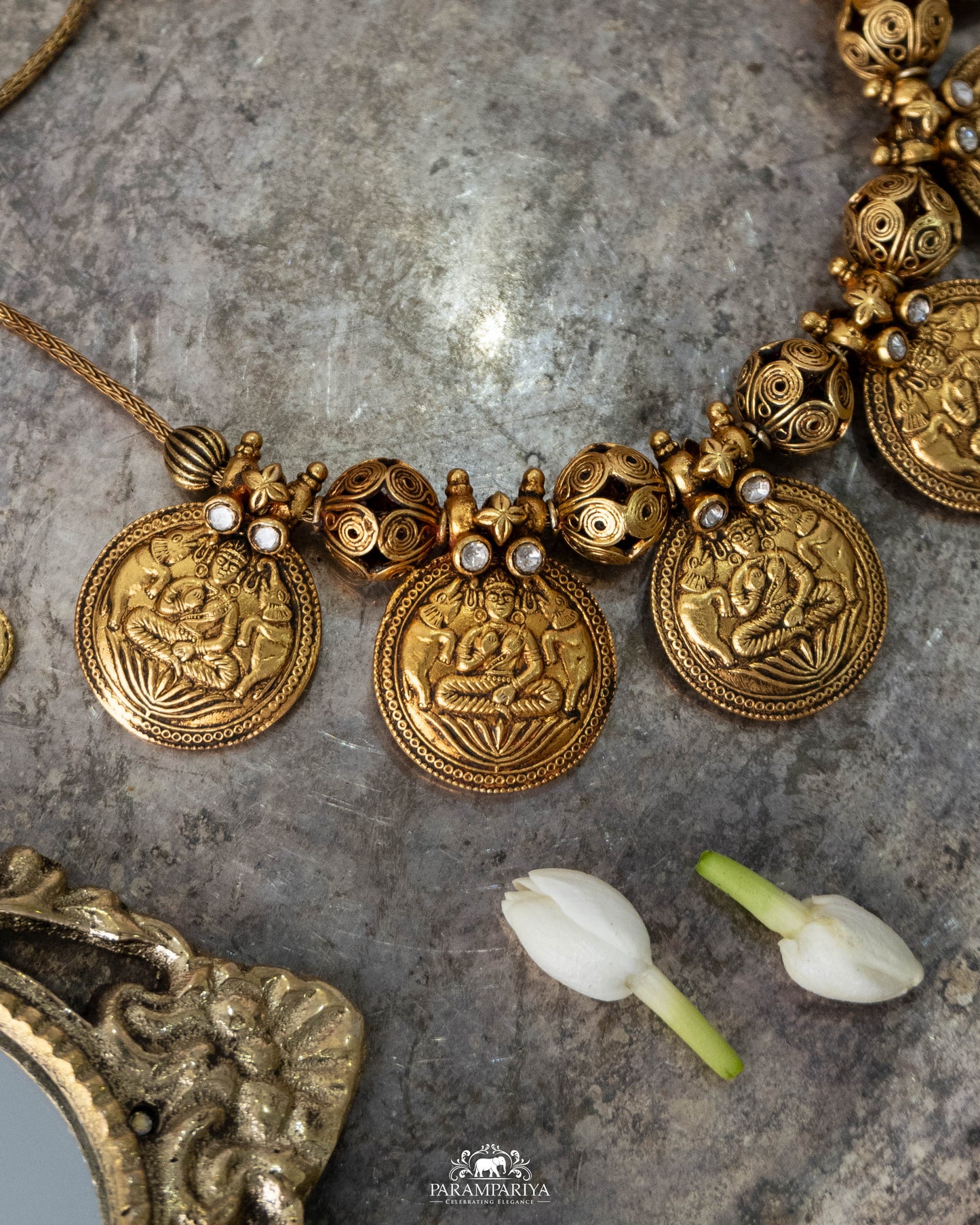Kanakavalli Necklace (Reversible)
