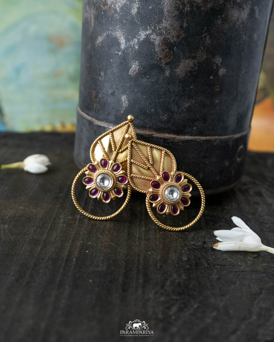 Pari Earrings