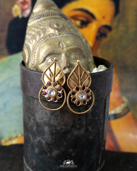 Pari Earrings