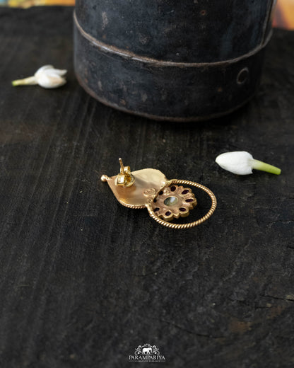 Pari Earrings