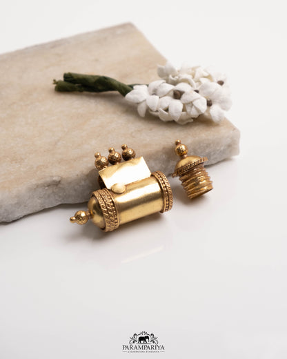 Rishanya Pendant (Openable)