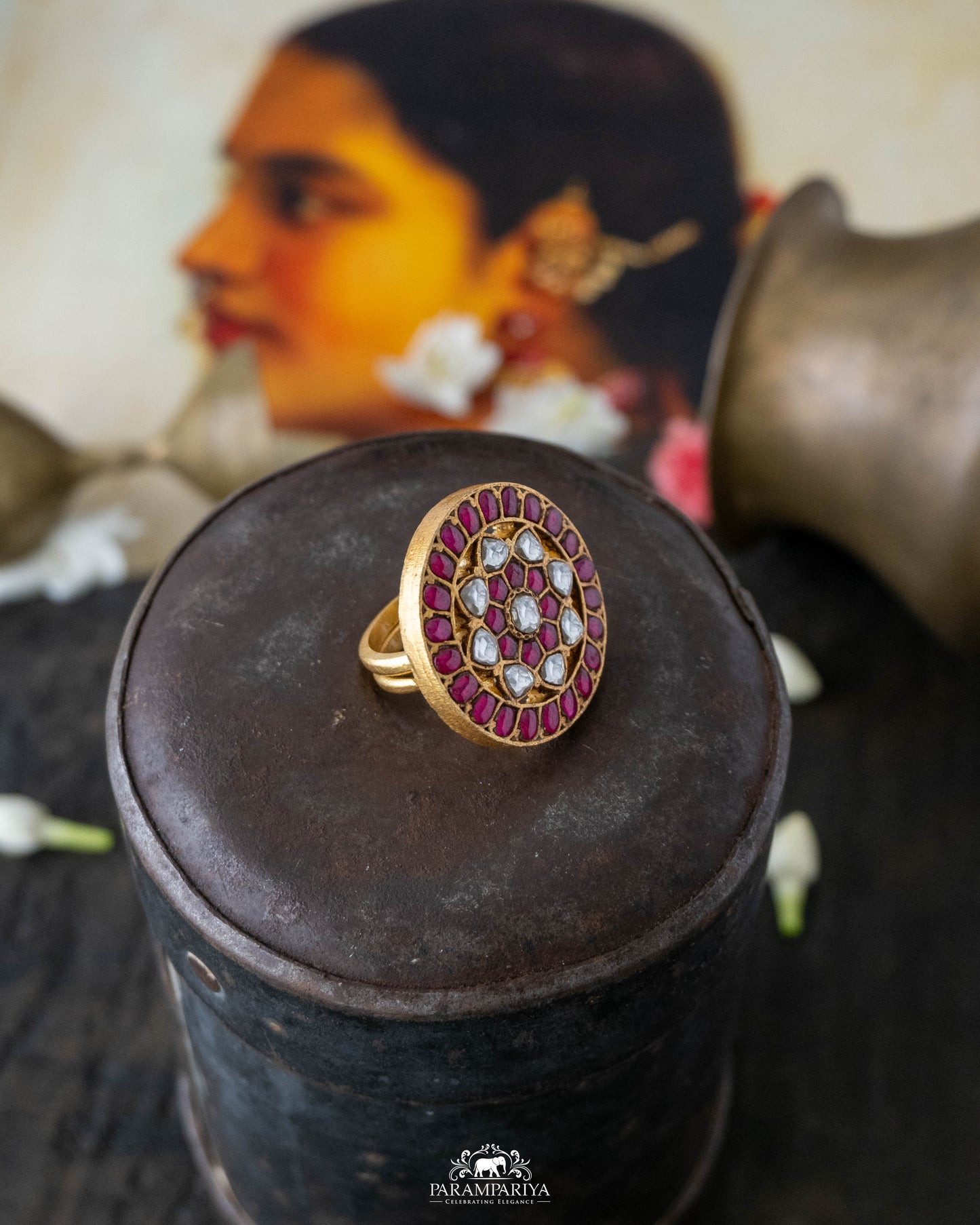 Deva Finger Ring