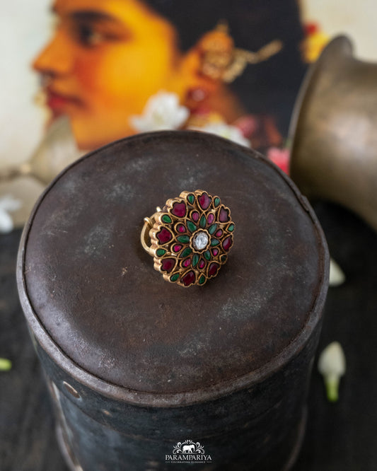 Lily Finger Ring