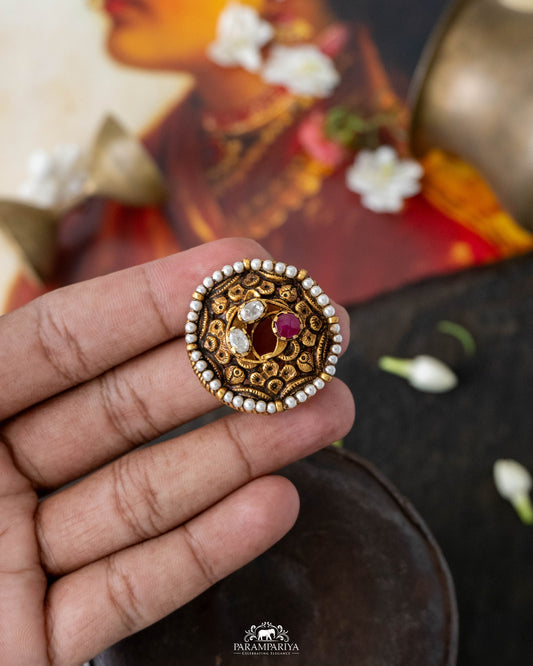 Nila Finger Ring