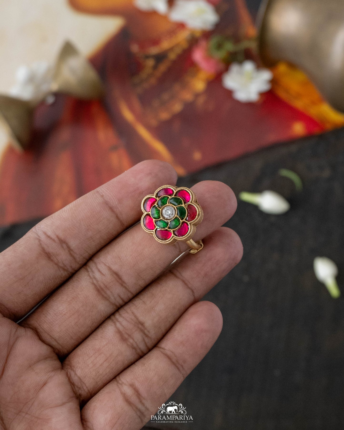 Sharmi Finger Ring