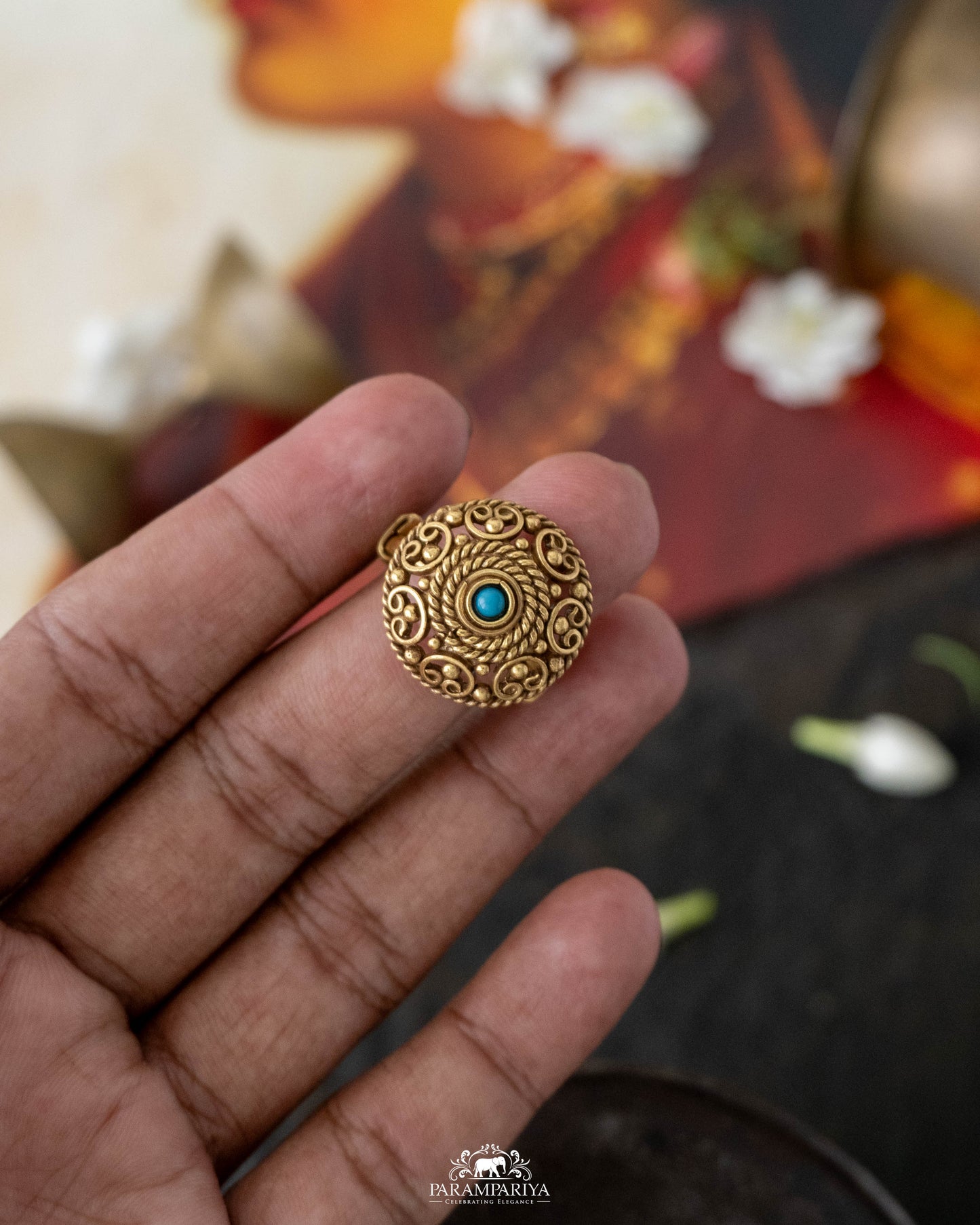 Ilan Finger Ring