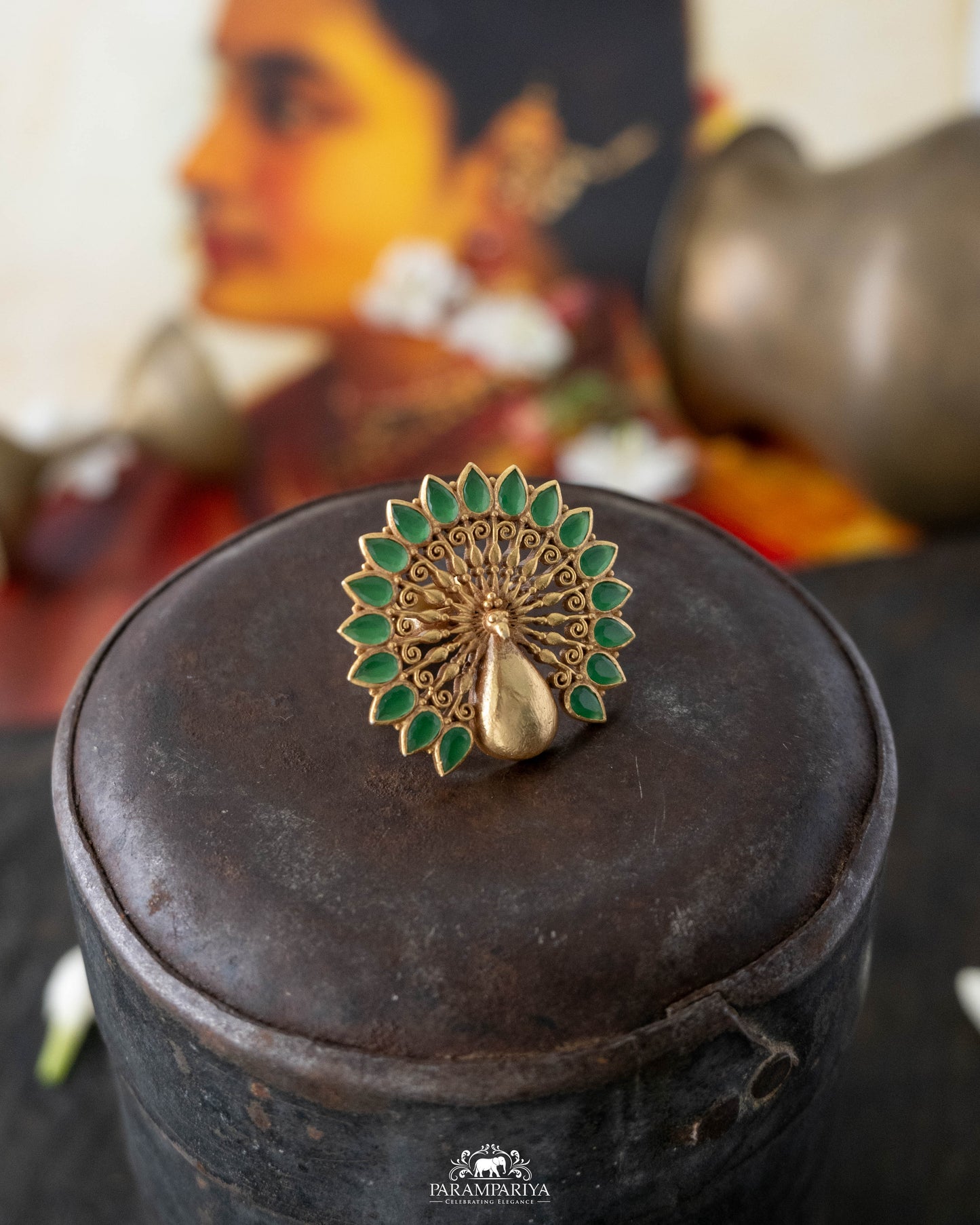 Thoagai Finger Ring
