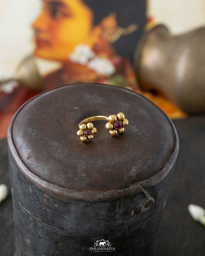 Parithi Finger Ring