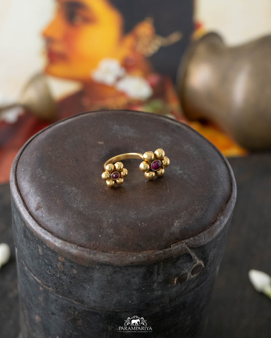 Parithi Finger Ring