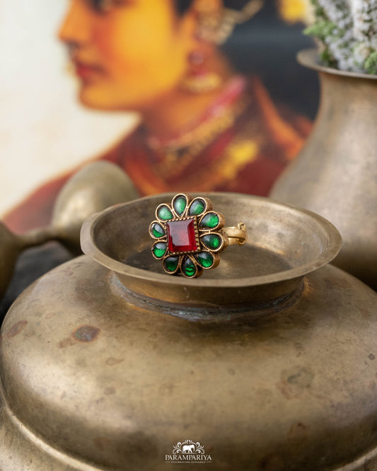 Vaibhavi Finger Ring