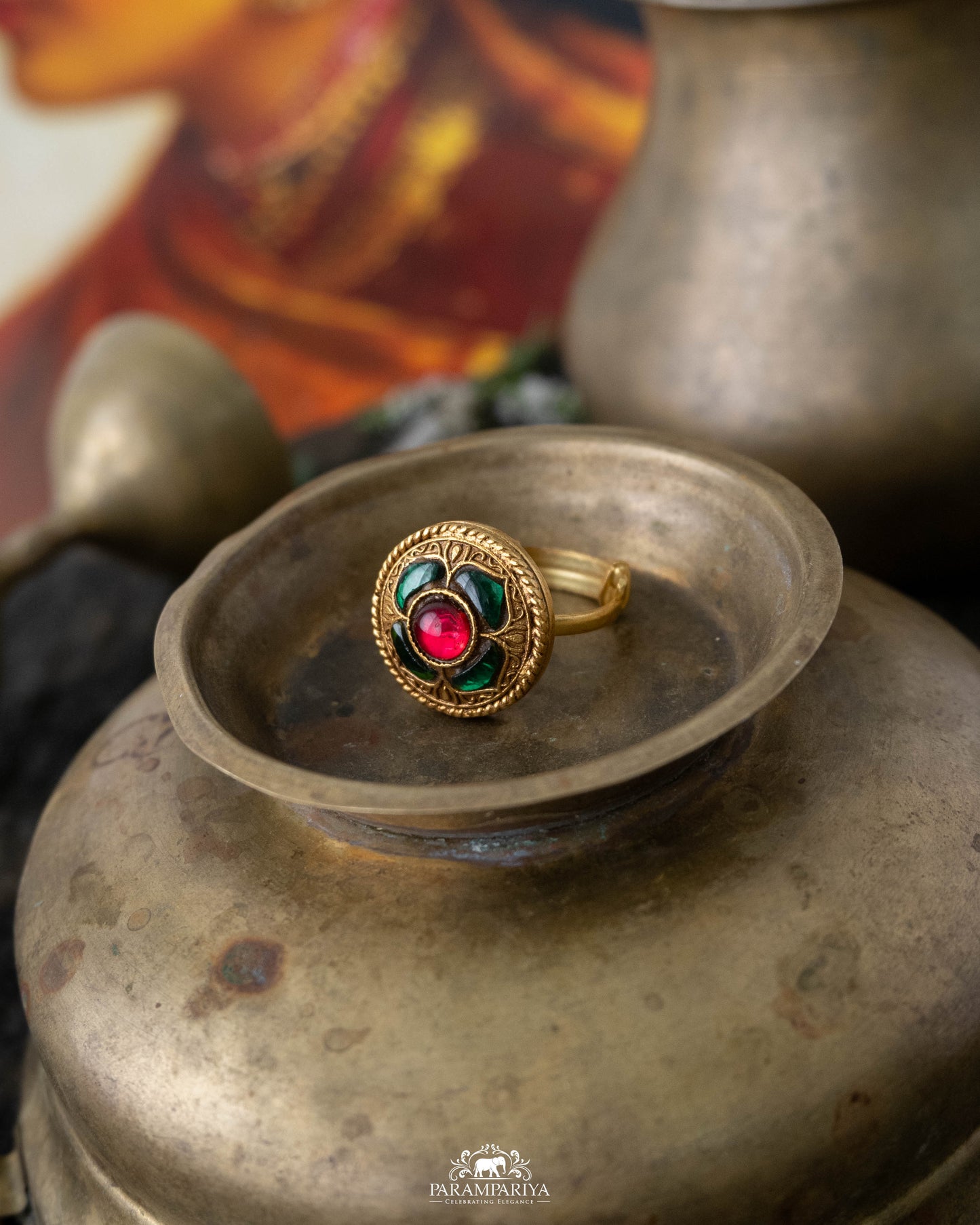 Priti Finger Ring