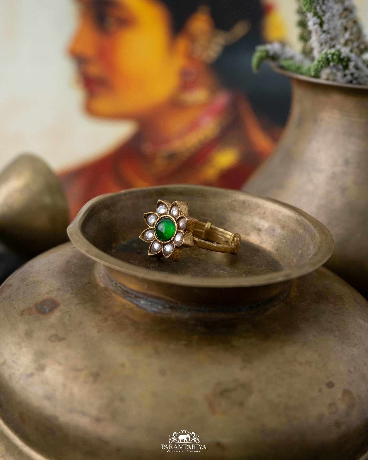 Dhara Finger Ring