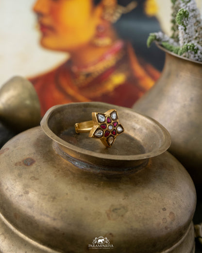 Aaruthi Finger Ring