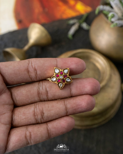 Aaruthi Finger Ring