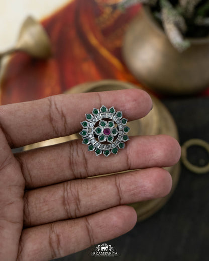 Megavi Finger Ring