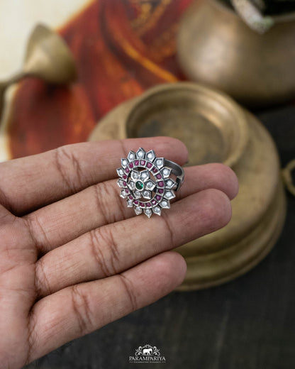 Hemani Finger Ring