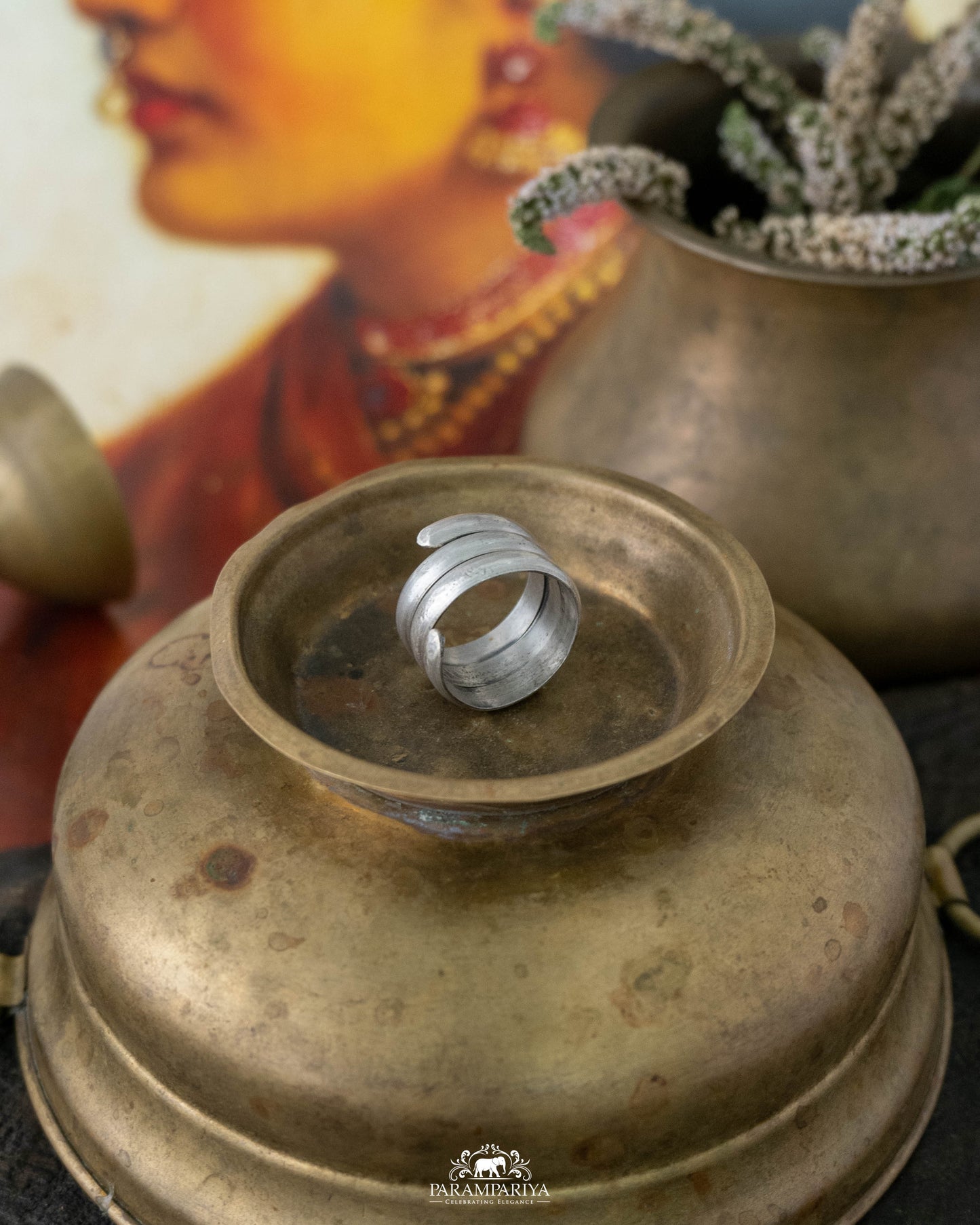 Megha  Finger Ring