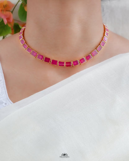 Kaushika Necklace Set