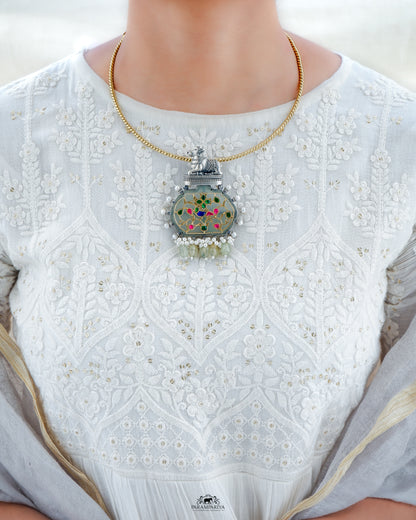 Kundan inlay pendant with pure silver gold micron plated twisted hasli 