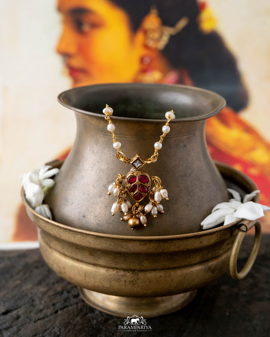Avantika Necklace