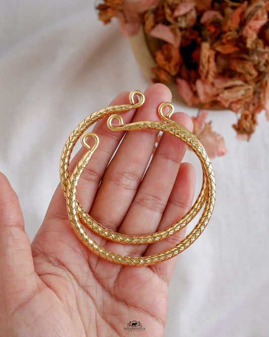 Openable gold plated silver kada