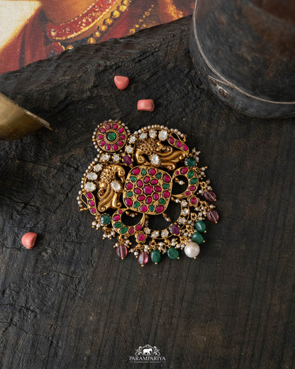 Nivika Pendant