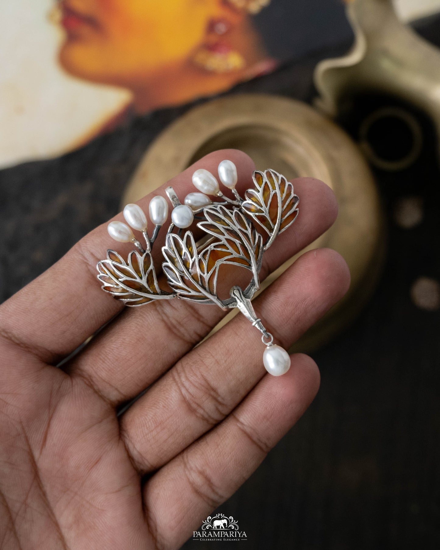 Akai Brooch