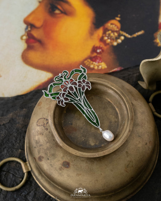 Alak Brooch