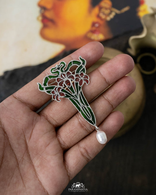 Alak Brooch