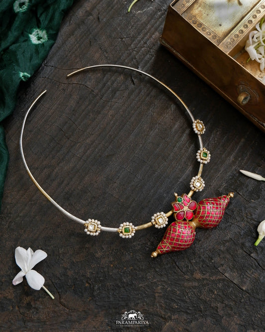 Riya Necklace