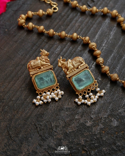 Aghnya Necklace Set