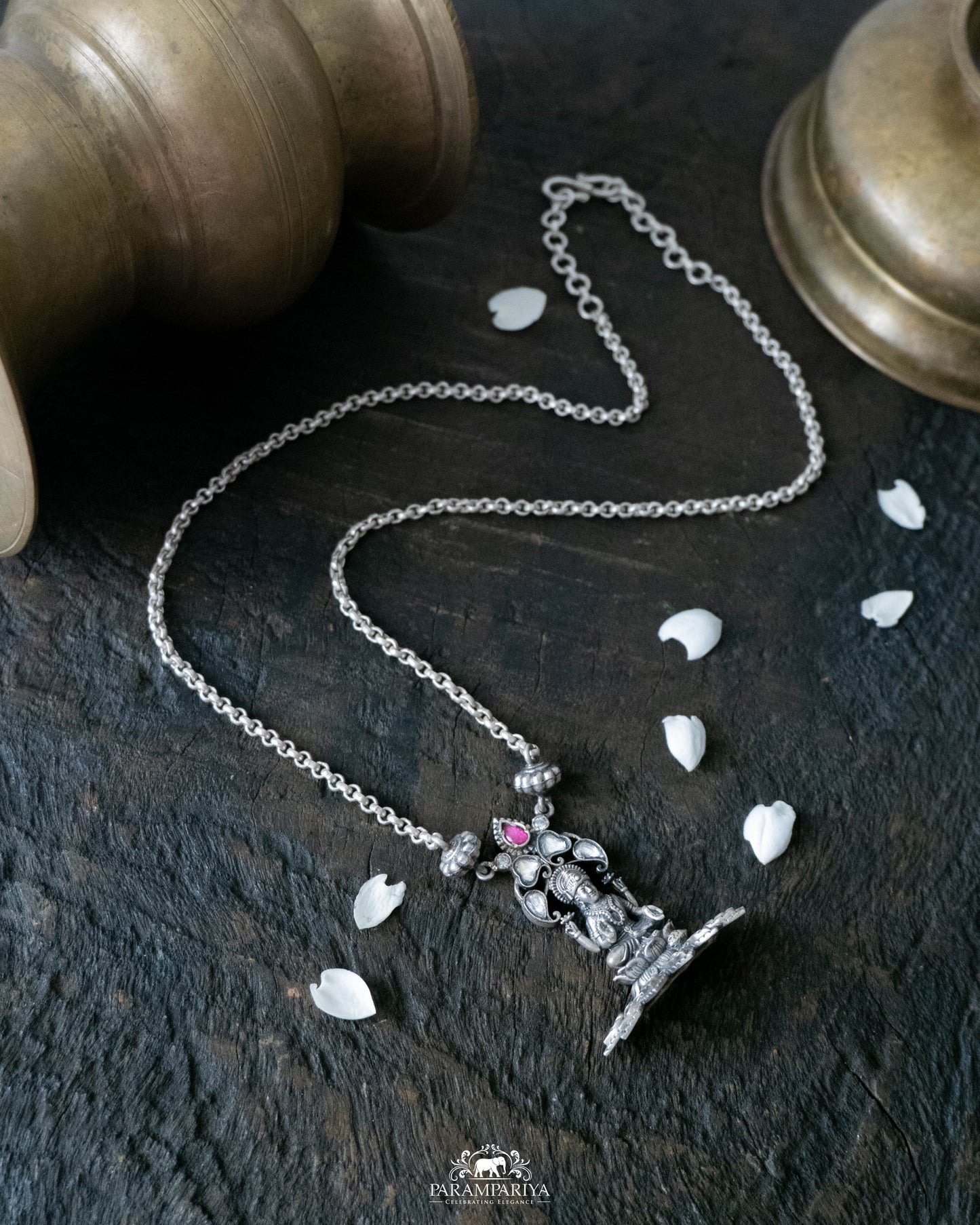 Saisha Necklace