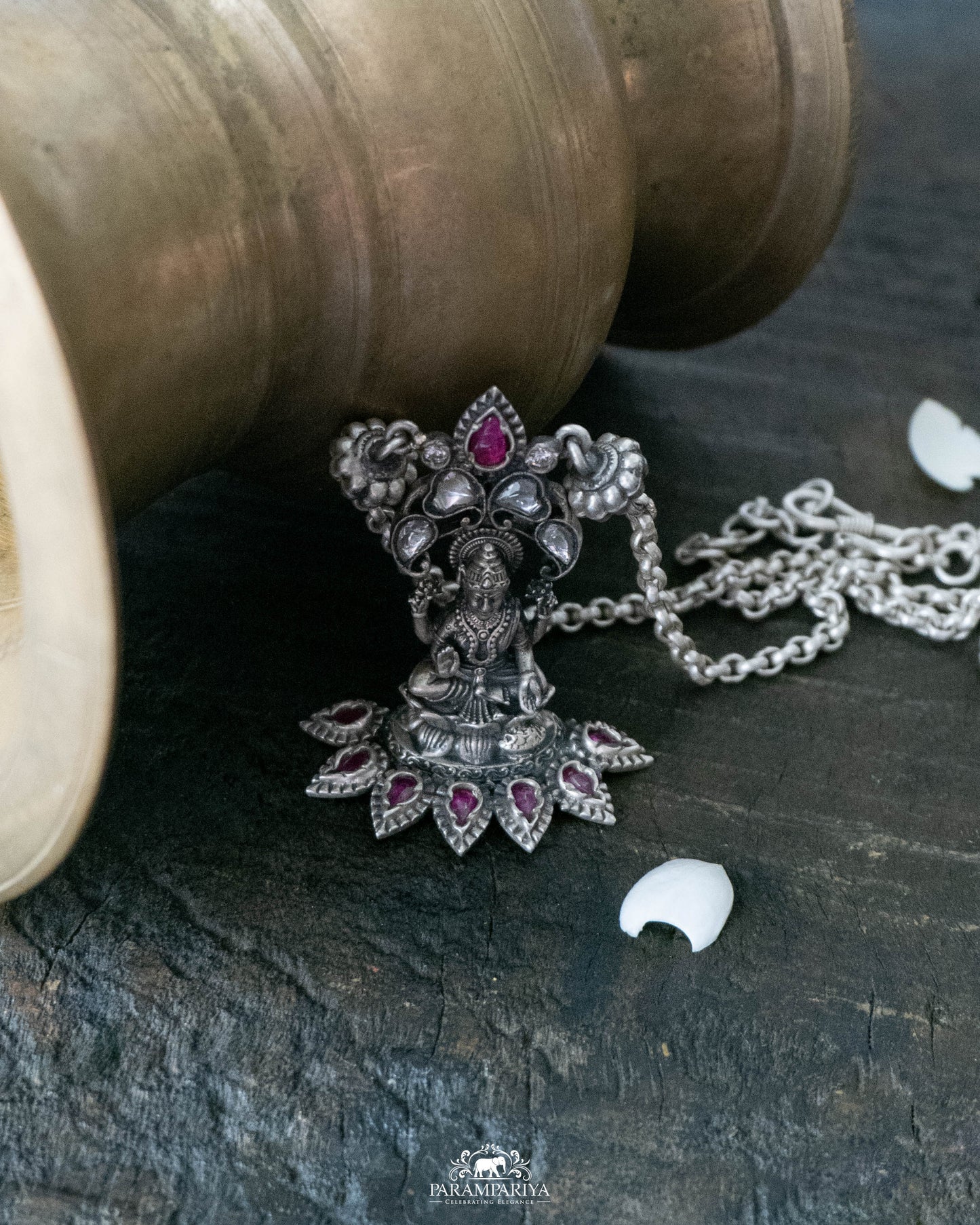 Saisha Necklace