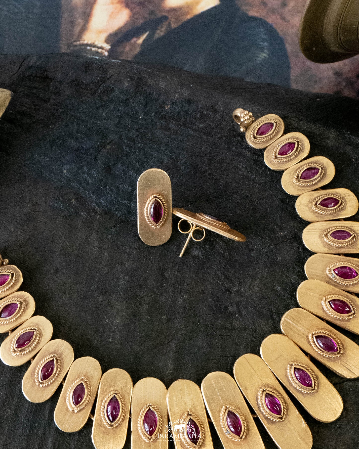 Divyam Necklace Set