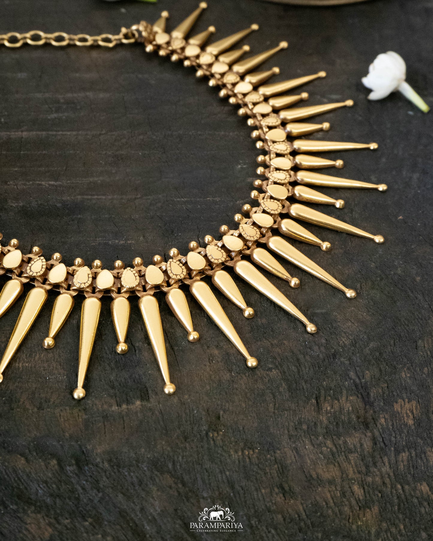 Jhanvi Necklace