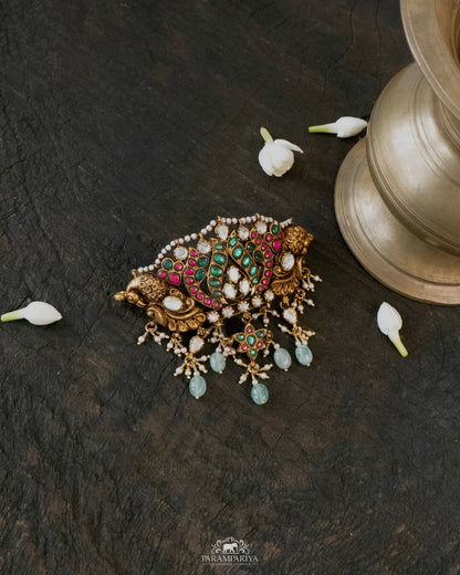 Aadhvi Necklace