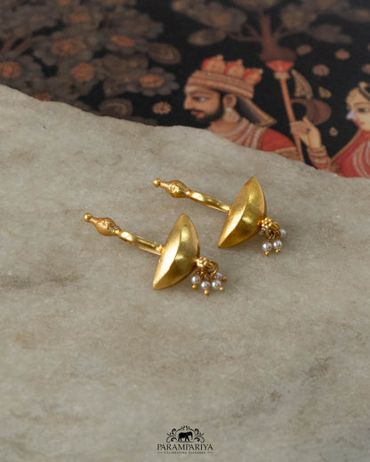 Amrutha Bugadi (Pair)