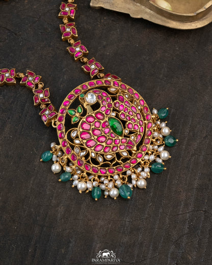 Anvi Necklace